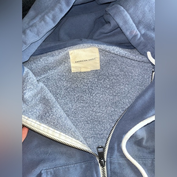 Blue cropped hoodie - Picture 2 of 3